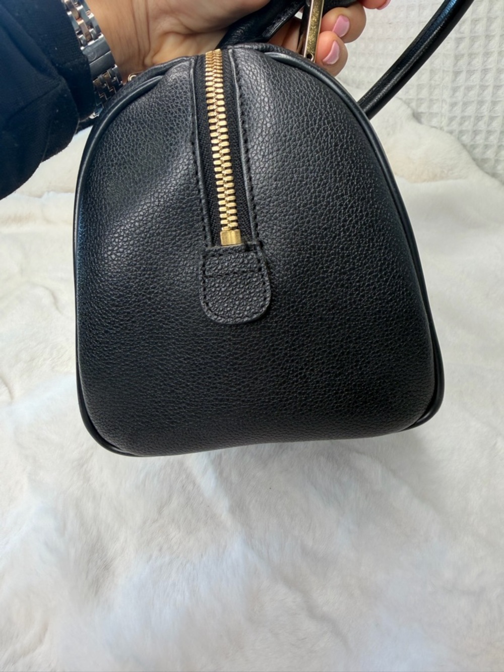 ✨ MCM Black Leather Mini Boston Satchel – Gold Hardware ✨ - Picture 6 of 9